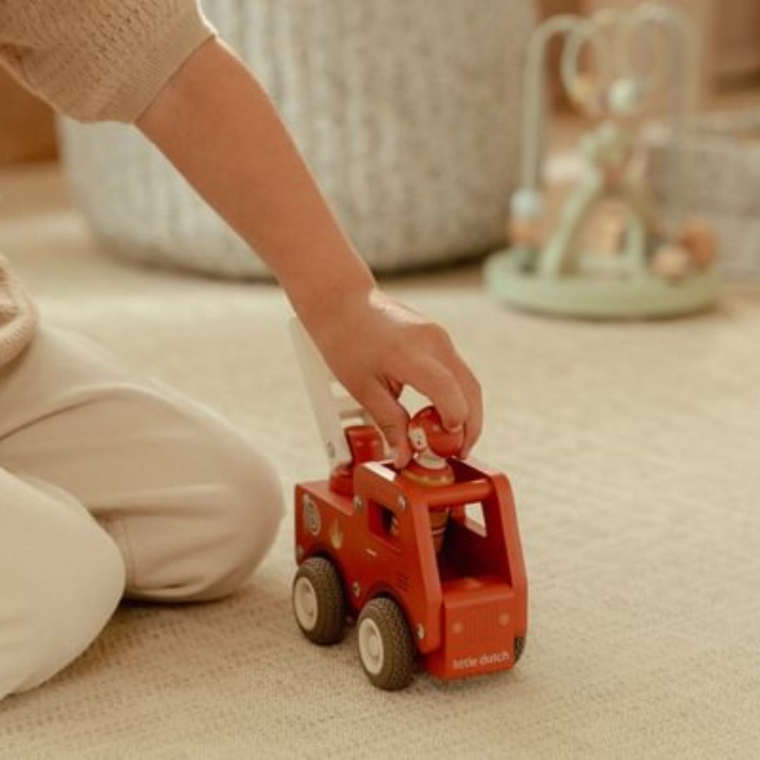 Little Dutch gasilsko vozilo z imenom