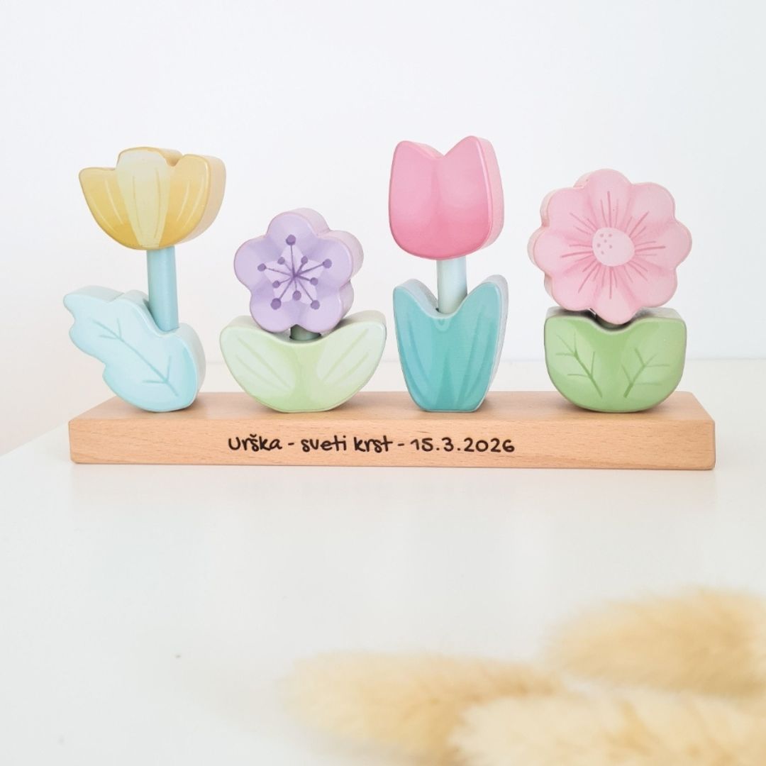 LITTLE DUTCH IGRAČA lesena natikanka rožice