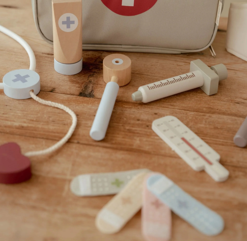 Little Dutch igrača set za zdravnika z imenom otroka