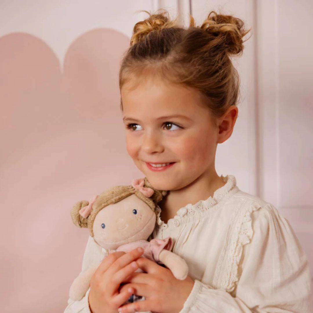 LITTLE DUTCH PUNČKA IZ BLAGA ROSA Z IMENOM