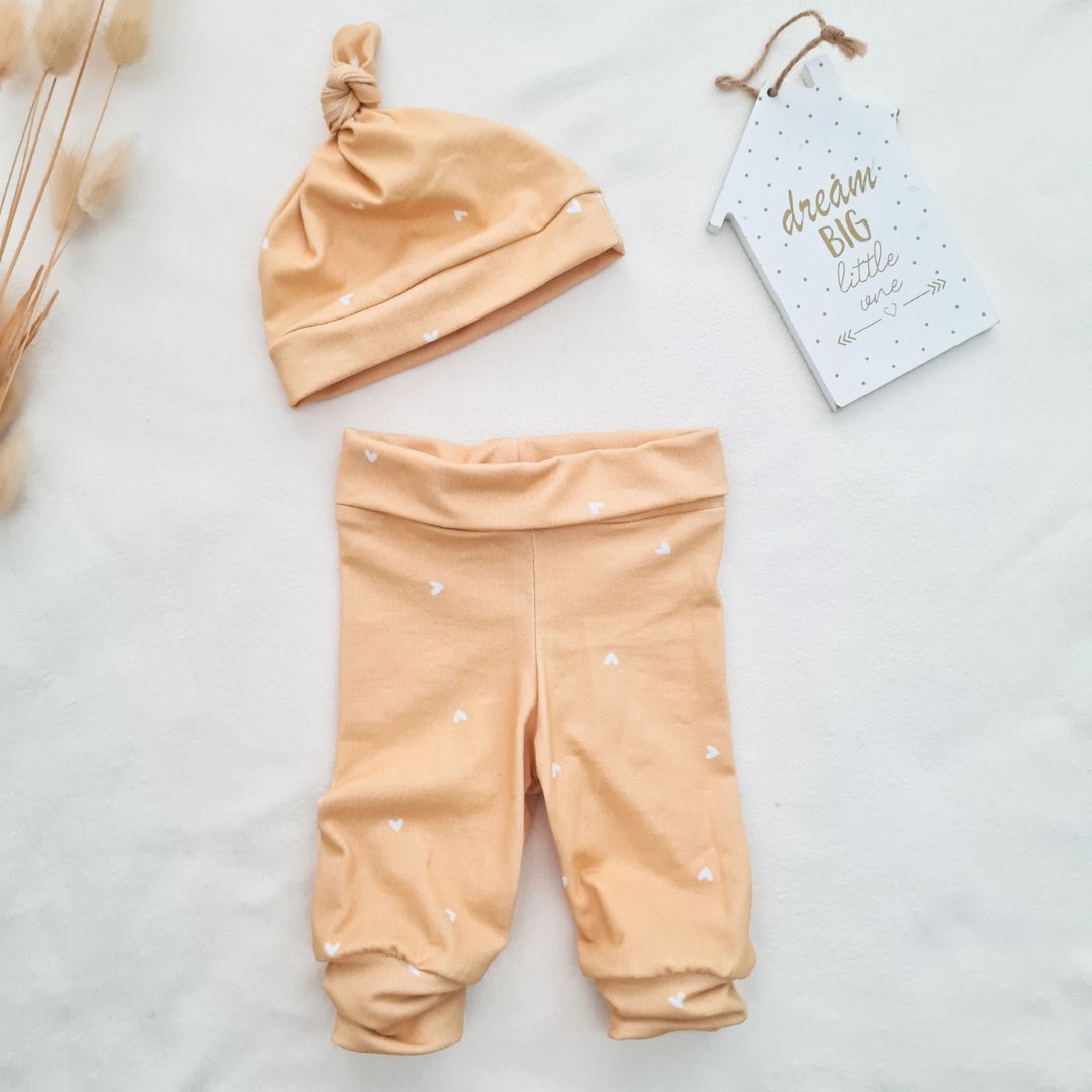 Ročno izdelan otroški komplet srčki